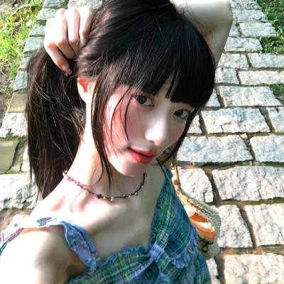 好女三头瞒